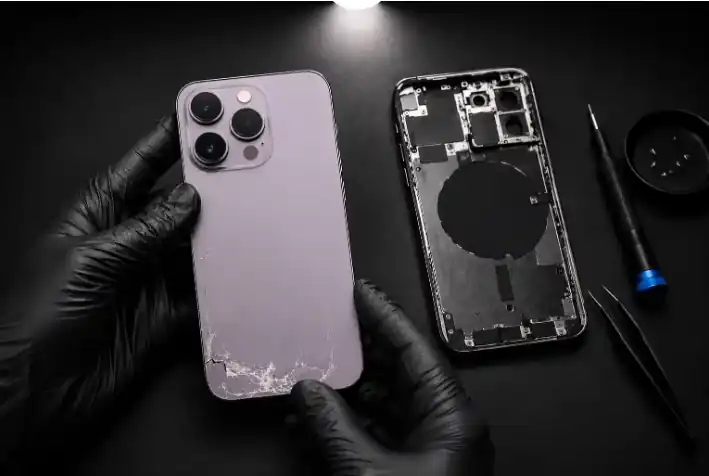 iPhone arka cam değişimi